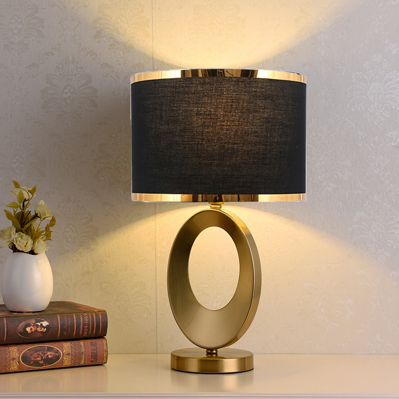Desk Lamp - Lámpara de escritorio pequeña de lujo
